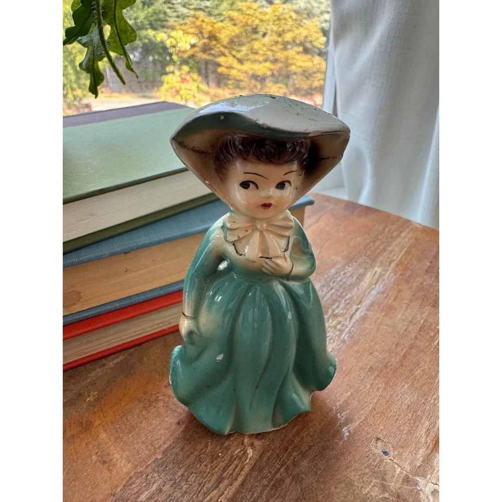 Vintage Rare Scarlet O'Hara Gone with the Wind Figurine Green Victorian Dress